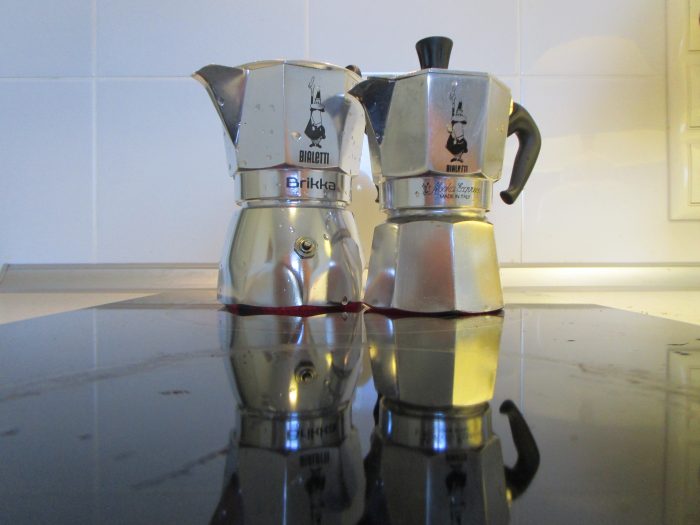 Bialetti Brikka vs. Moka Express Comparative Test & Review. Does Brikka  make real espresso as pump espresso machines do?